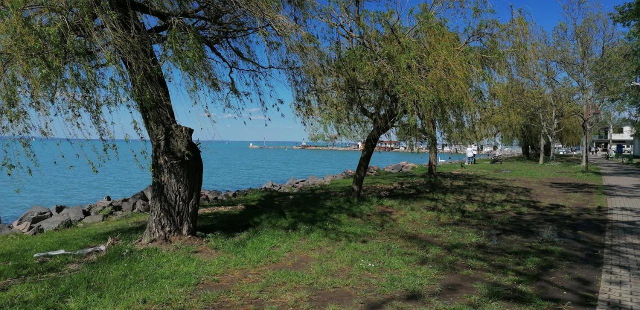 Vandus Apartman Siofok Bagian luar foto