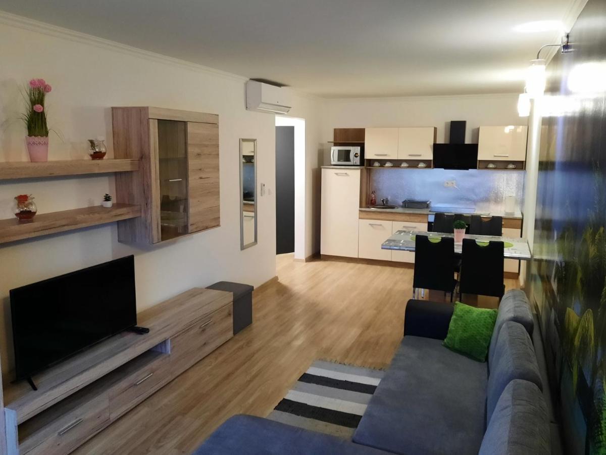 Vandus Apartman Siofok Bagian luar foto
